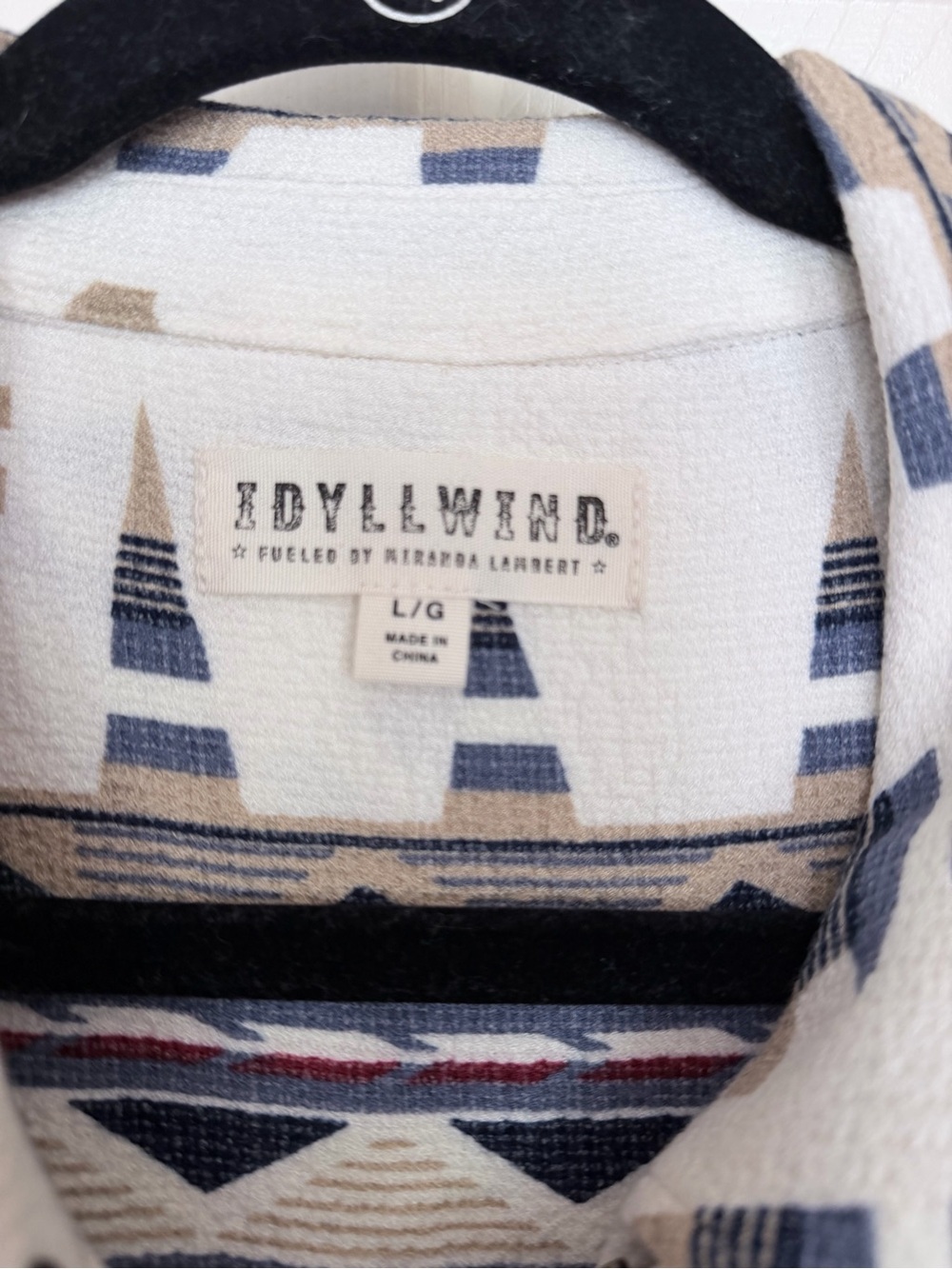 Idyllwind Womens White Aztec-Pattern Lightweight Shirt - Picture 3 of 6